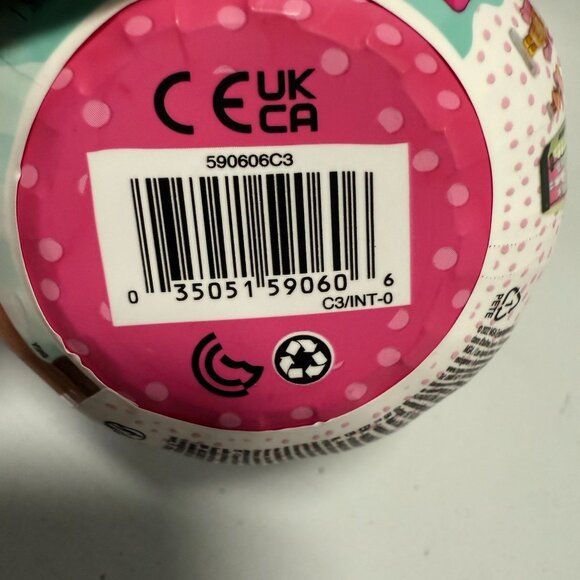 L.O.L. Surprise! Surprise Swap Tots with Collectible Doll Extra Expression - Picture 8 of 8